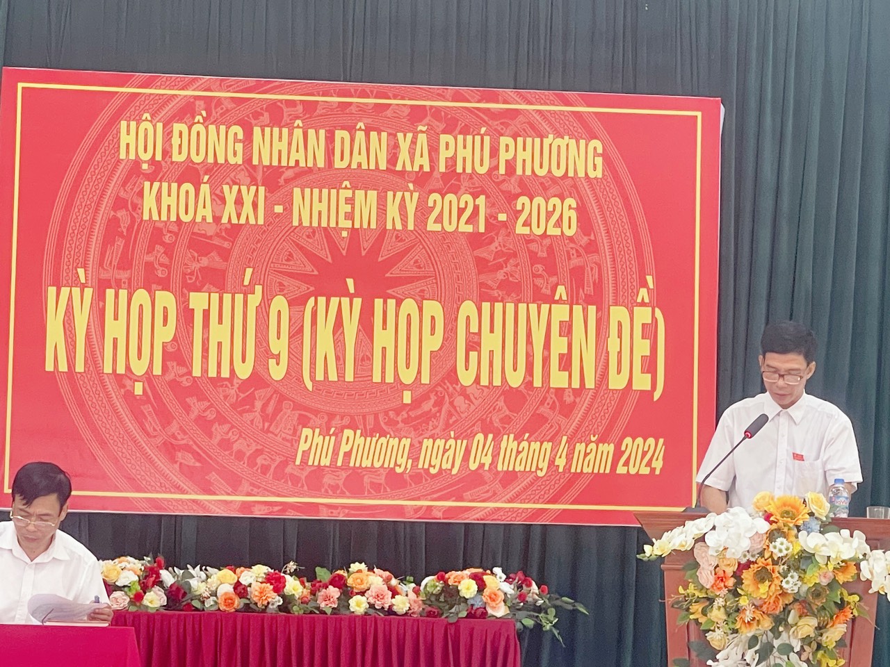 HỘI ĐỒNG NHÂN DÂN XÃ PHÚ PHƯƠNG