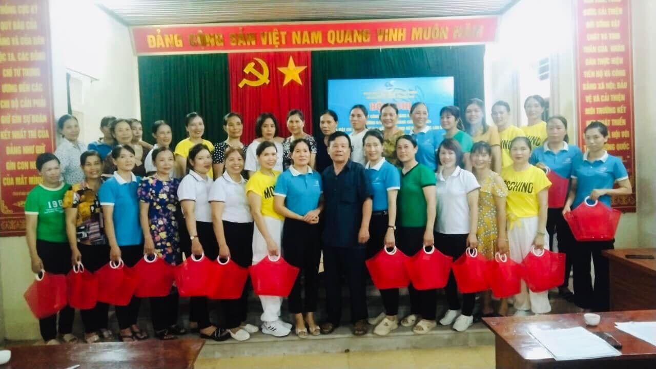 Chi hội LHPN thôn Phương Khê tổ chức Sơ kết 6 tháng đầu năm 2024.
